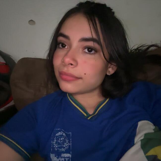 Babysitter in Pontes e Lacerda: Maria luiza