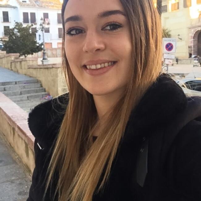 Nanny in Granada: Mara