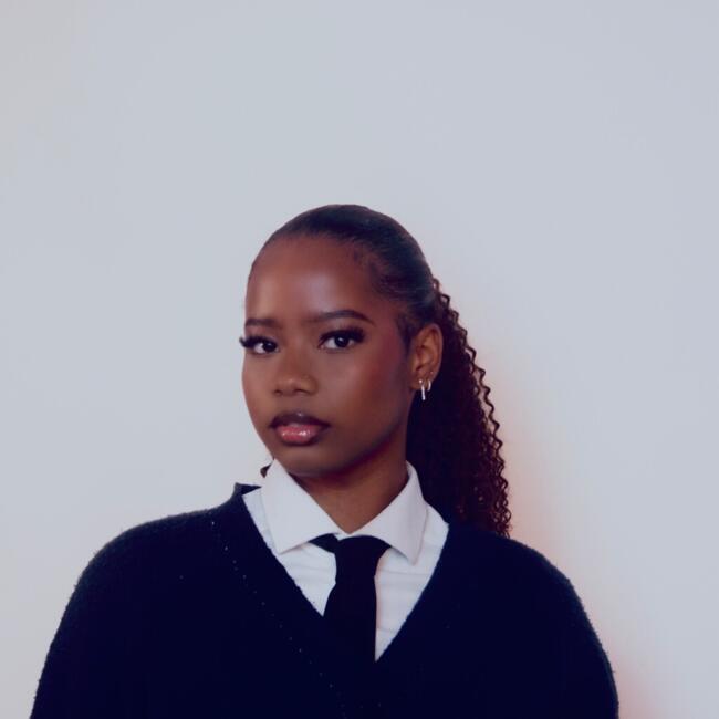 Babysitter in Melun: Shanii