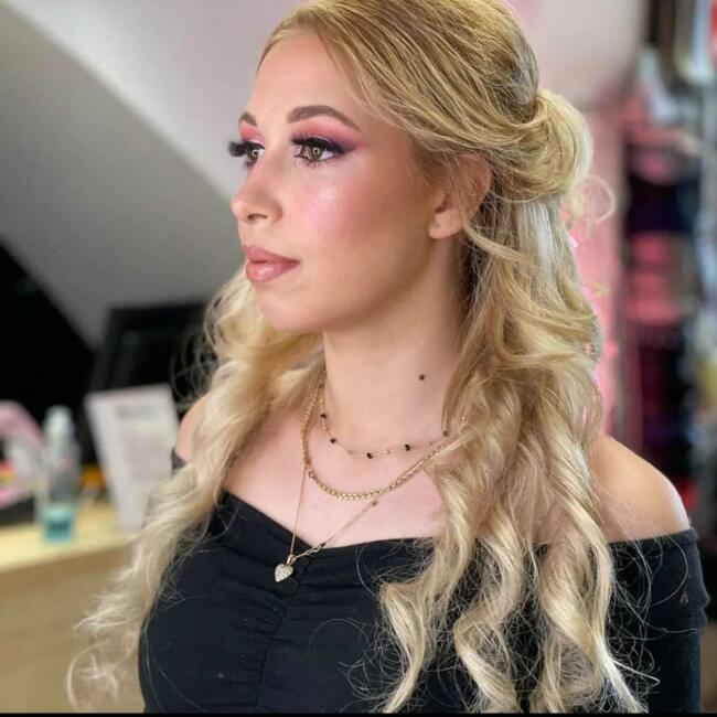 Δουλειά για babysitter στην περιοχή Χανιά: Κατερινα