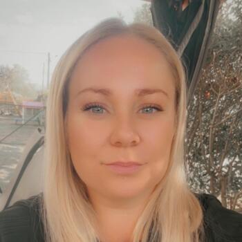 Childminder in Ossey-les-Trois-Maisons: Melissa