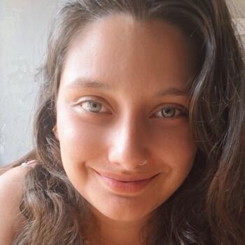 Babysitter in Ribeirão Preto: Mariah Silveira