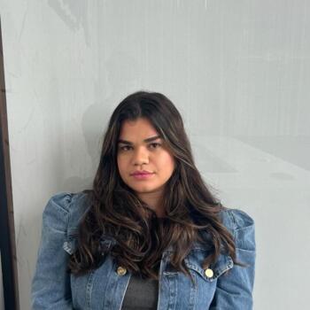 Babá em Pradópolis: Letícia