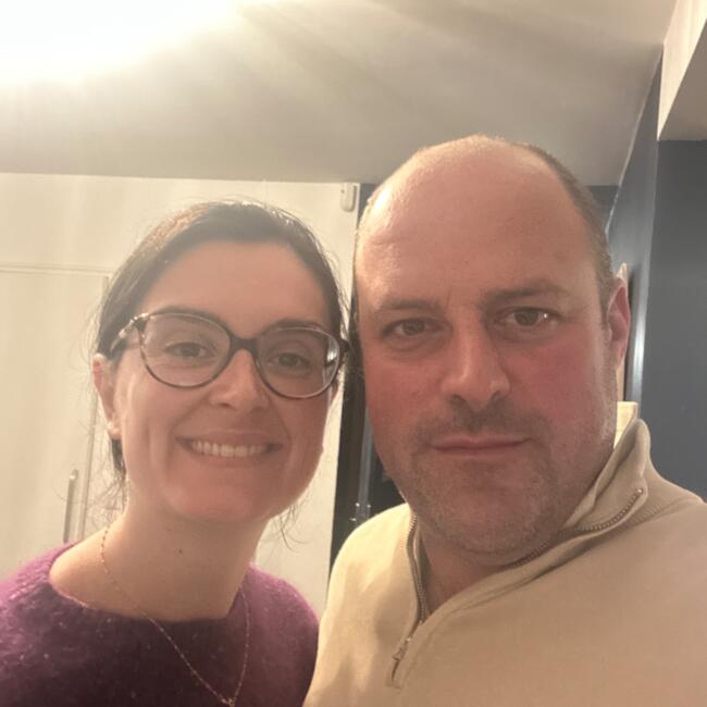 Babysitting job in Saint-Aubin-de-Médoc: Thomas & Sarah