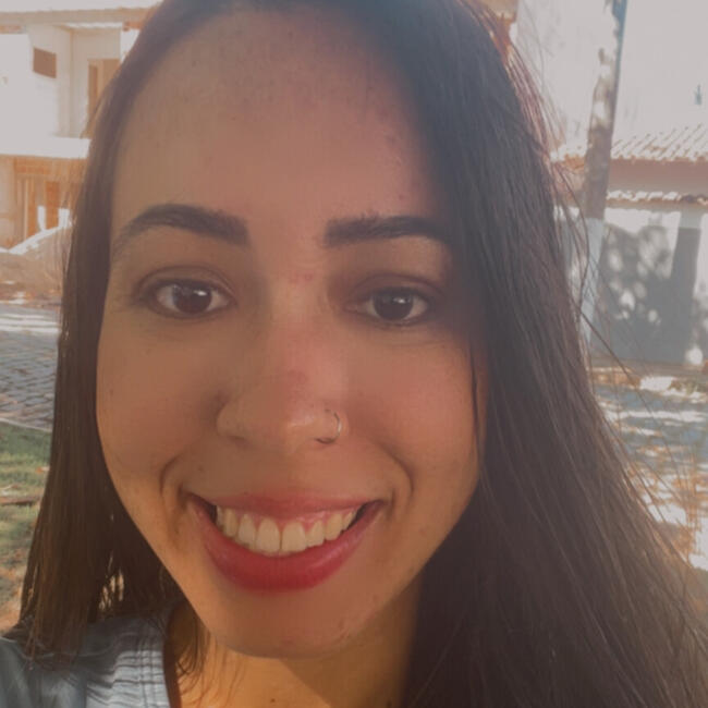 Babysitter in Rio das Ostras: Layane
