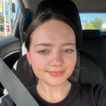 Babysitter Brisbane: Kara