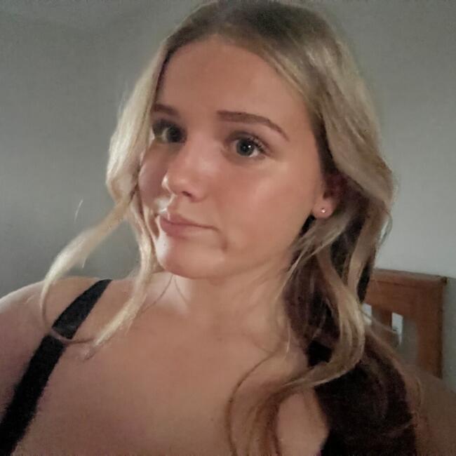 Babysitter in Christchurch: Rubi