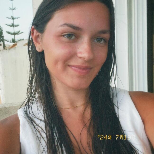 Babysitter em Caldas da Rainha: Nicole
