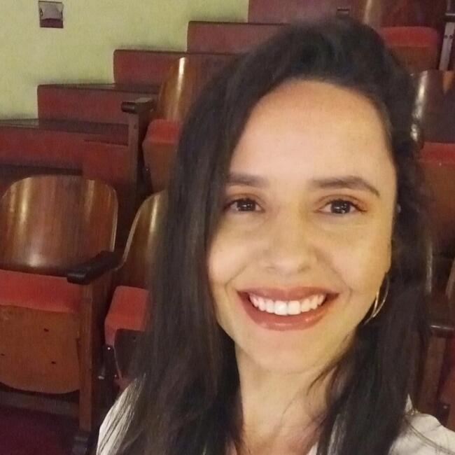 Babá em Juiz de Fora: Anna Darc