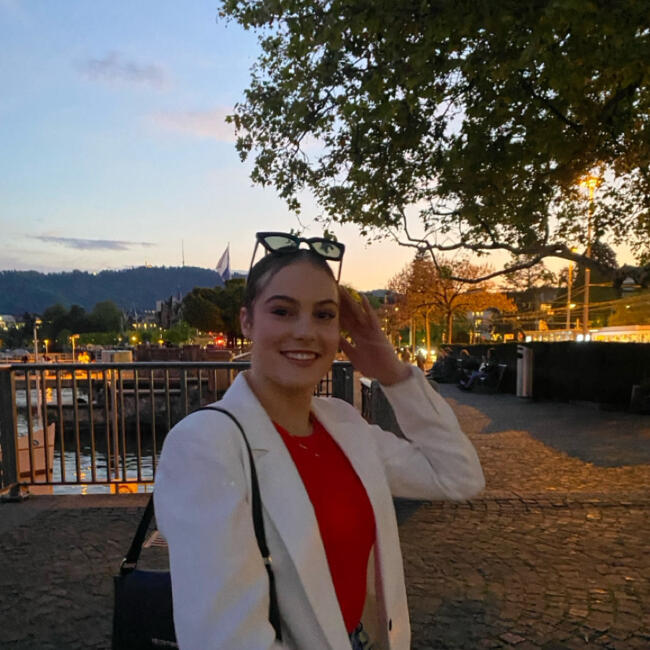 Babysitter in Kloten: Jaana