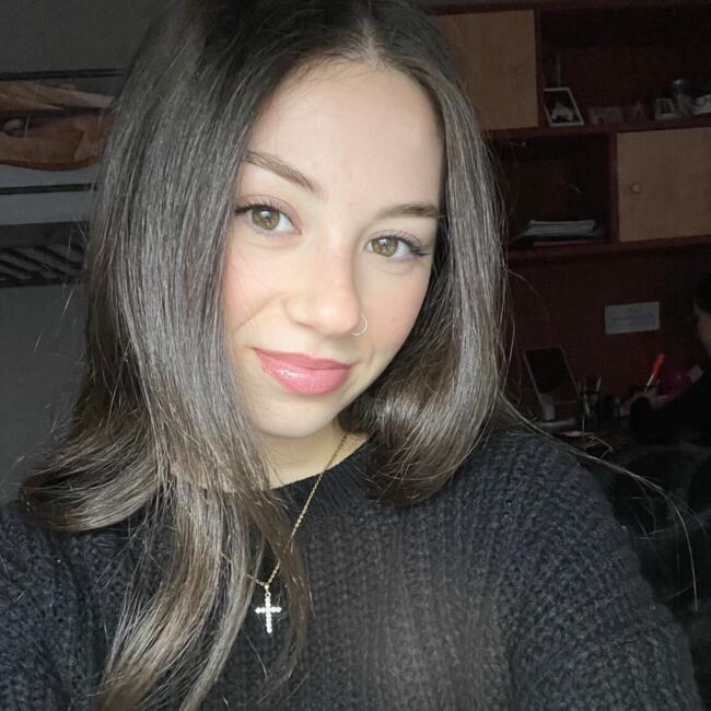 Babysitter στην περιοχή Παλαιό Φάληρο: Εμμανουέλα