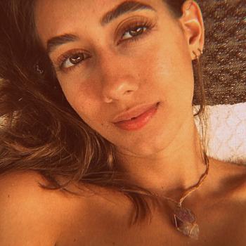 Babysitter Maringá: Gabrielly Brenda