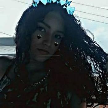 Babysitter in Contagem: Thays