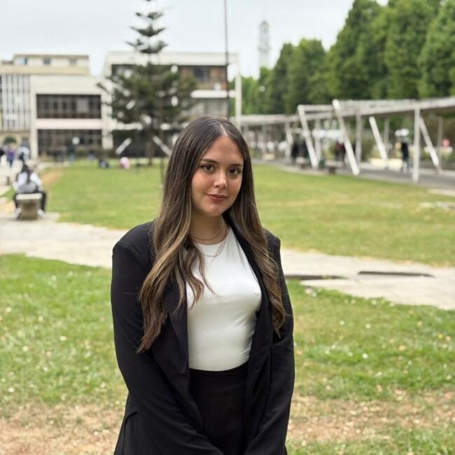 Babysitter in Concepción: Alejandra