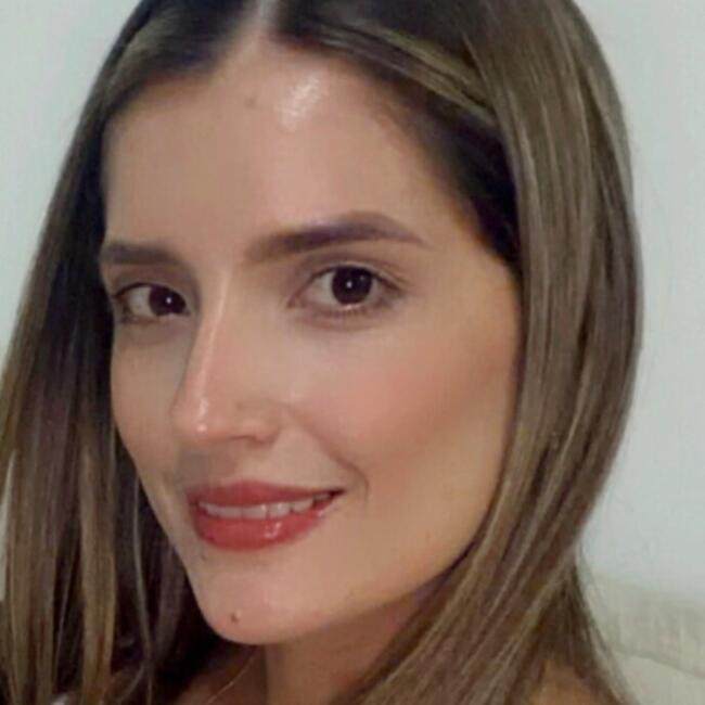 Babysitting job in Medellín: Daniela Patricia