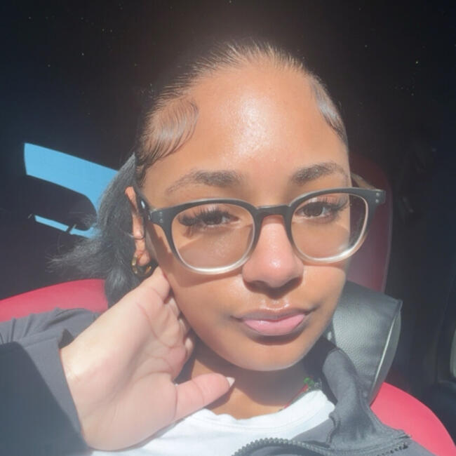 Babysitter in Everett (Massachusetts): Vera