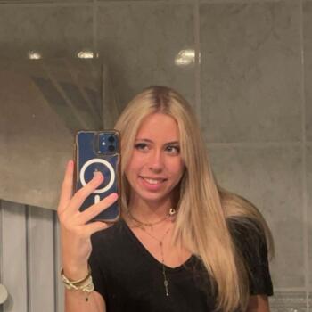 Babysitter in Bayonne: Masha