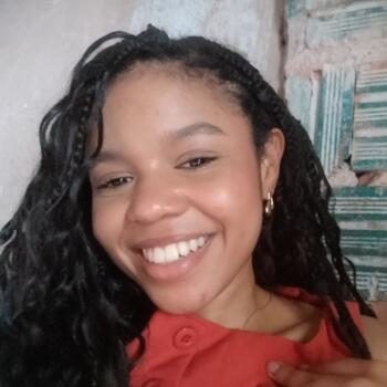 Babysitter in São Luís: Raissa