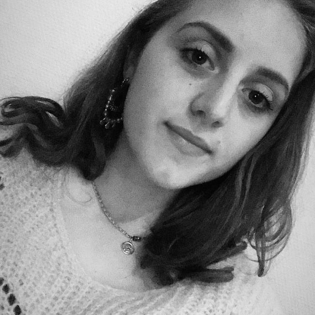 Babysitter in Strasbourg: Eva