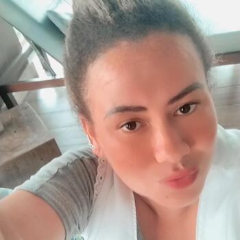 Babá São Paulo (São Paulo): Paola