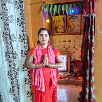 बंगलौर में बेबीसिटर: Anu