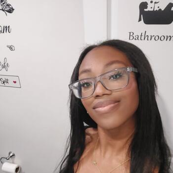 Babysitter Toronto: Jeanella