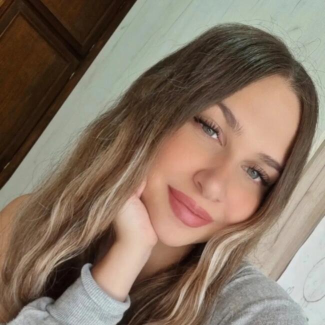 Canguro en Ronda: Monica