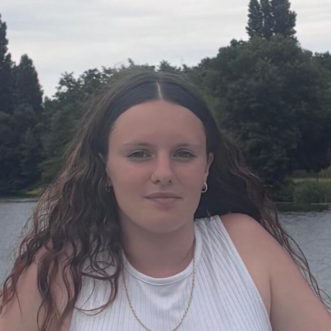 Babysitter in Le Lude: Ninon