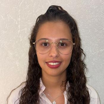 Babysitter in Selho: Paula