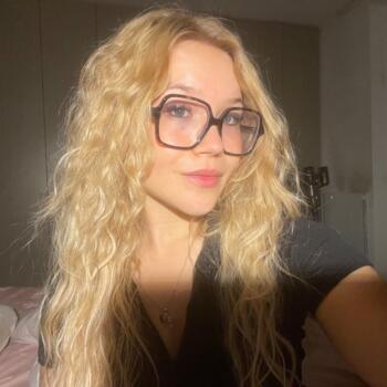 Babysitter Savigné-l'Évêque: Loane