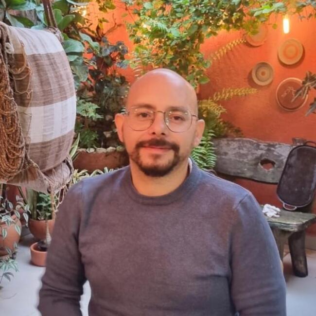 Emprego de babá em Taboão da Serra: Henrique