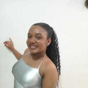 Babá em Caratinga: Maria