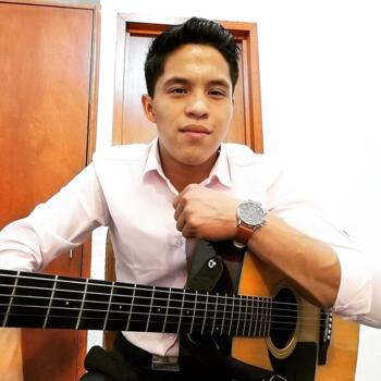 Δουλειά για babysitter στην περιοχή Σαντιάγο ντε Κερέταρο: δουλειά φύλαξης παιδιών Uriel Chavero