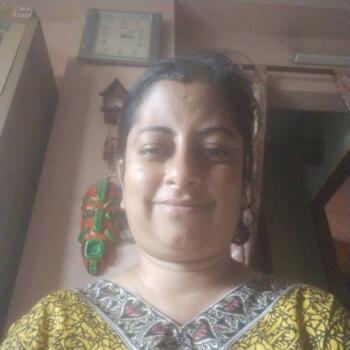 Baby-sitter in Calcutta: Doyel