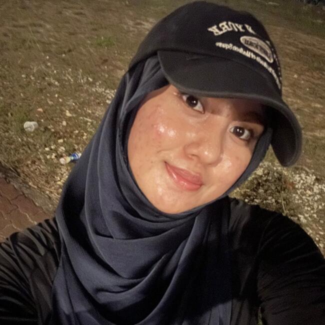 Babysitter in Kuantan: Nur Farzana