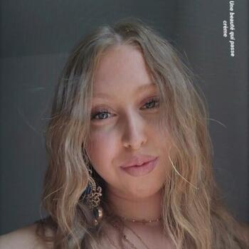 Babysitter in Istres: Célia