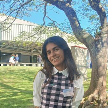 Babysitter in Embu das Artes: Giovana