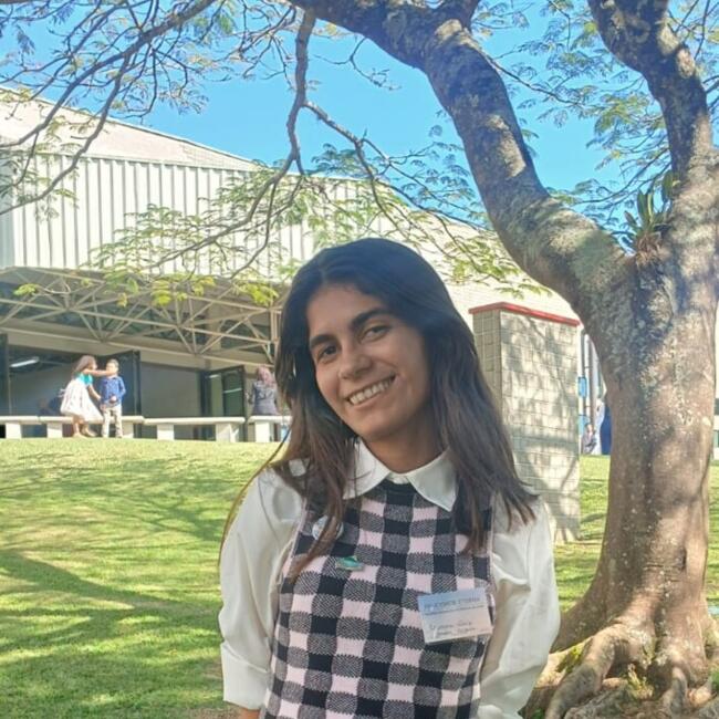 Babysitter in Embu das Artes: Giovana