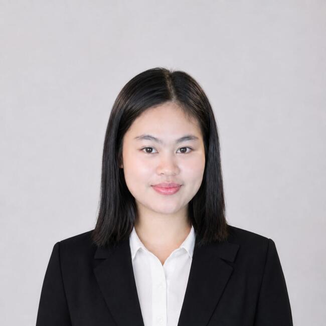 Babysitter in Jakarta: Ripah