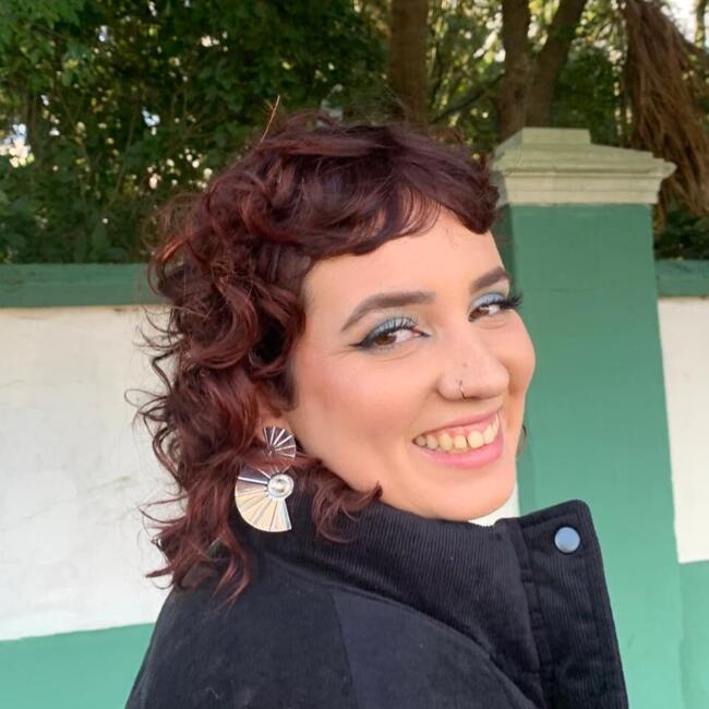 Babá em Pelotas: Lais