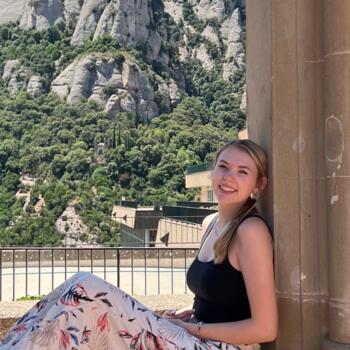 Babysitter in Mount Vernon: Gwenn