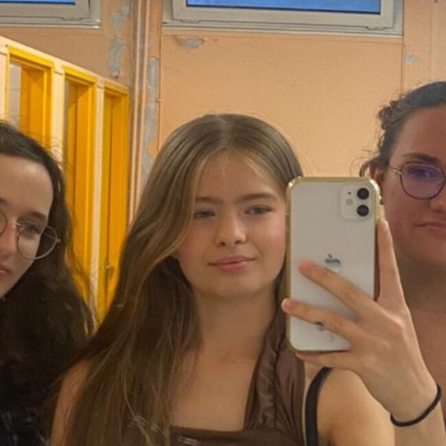 Babysitter in Gazeran: Lucie