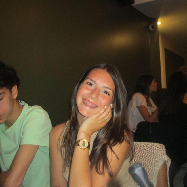 Babysitter in Linda a Velha: Maria