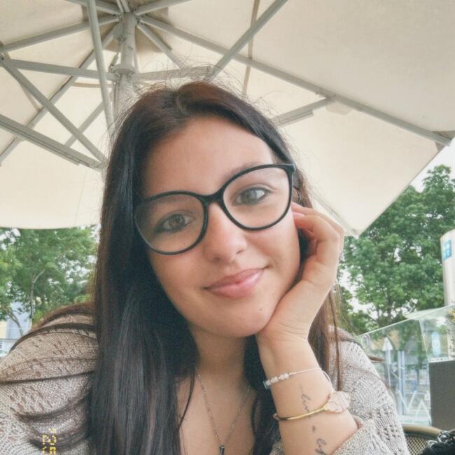 Babysitter em Alenquer: Carolina