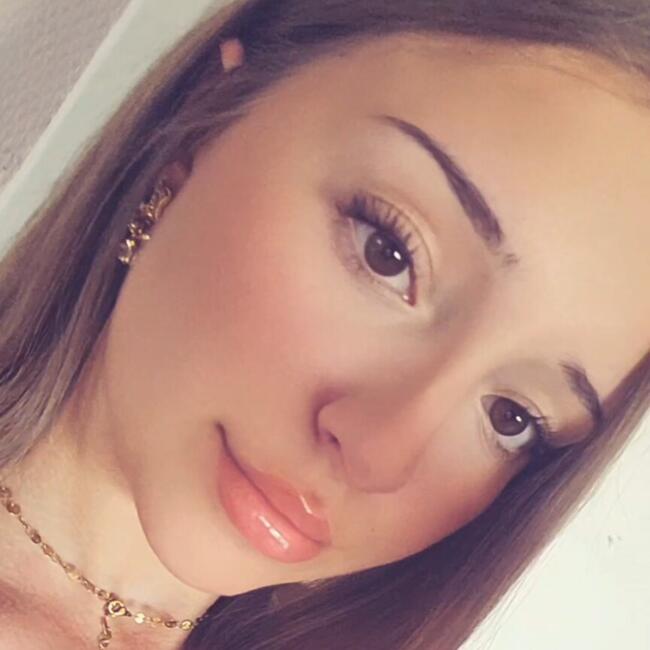 Babysitter in Forges-les-Eaux: Laura