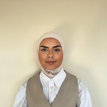 Babysitter in Villeneuve-Saint-Georges: Nisa