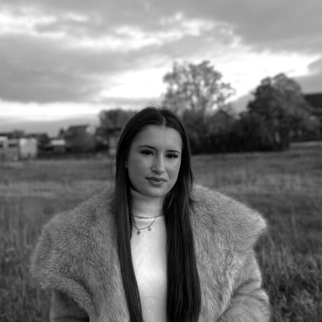 Babysitter in Geraardsbergen: Elise