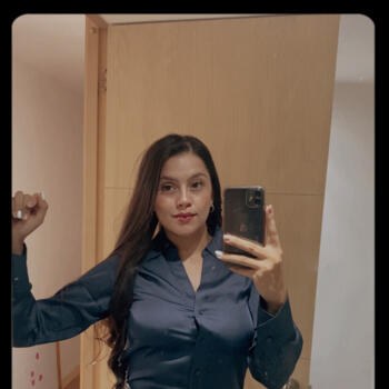 Babysitting job in Medellín: babysitting job Angie