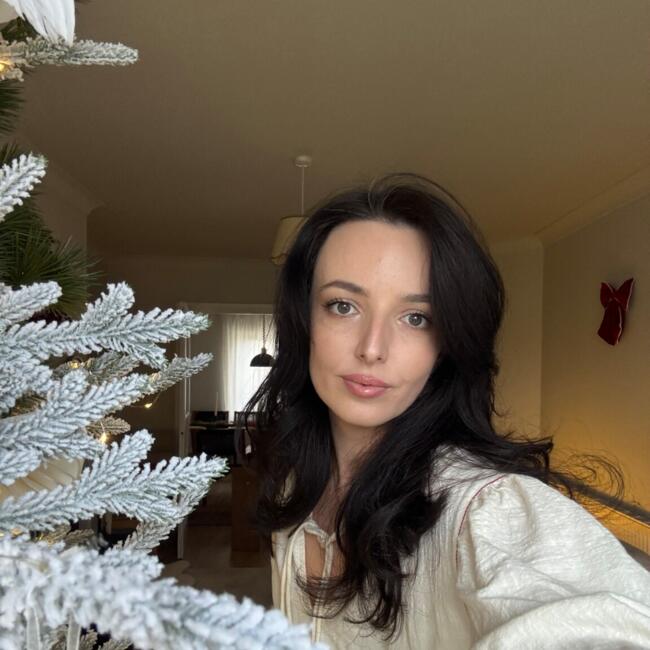 Babysitter in Navan: Miruna Daiana