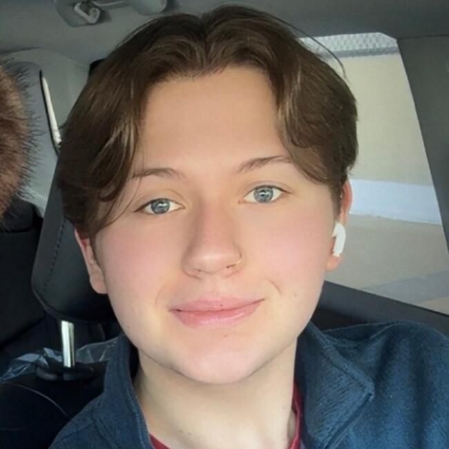 Babysitter in Cottage Grove: Kaden